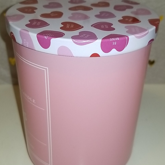 Brand New DW HOME Love Letters scented candle - Picture 4 of 7